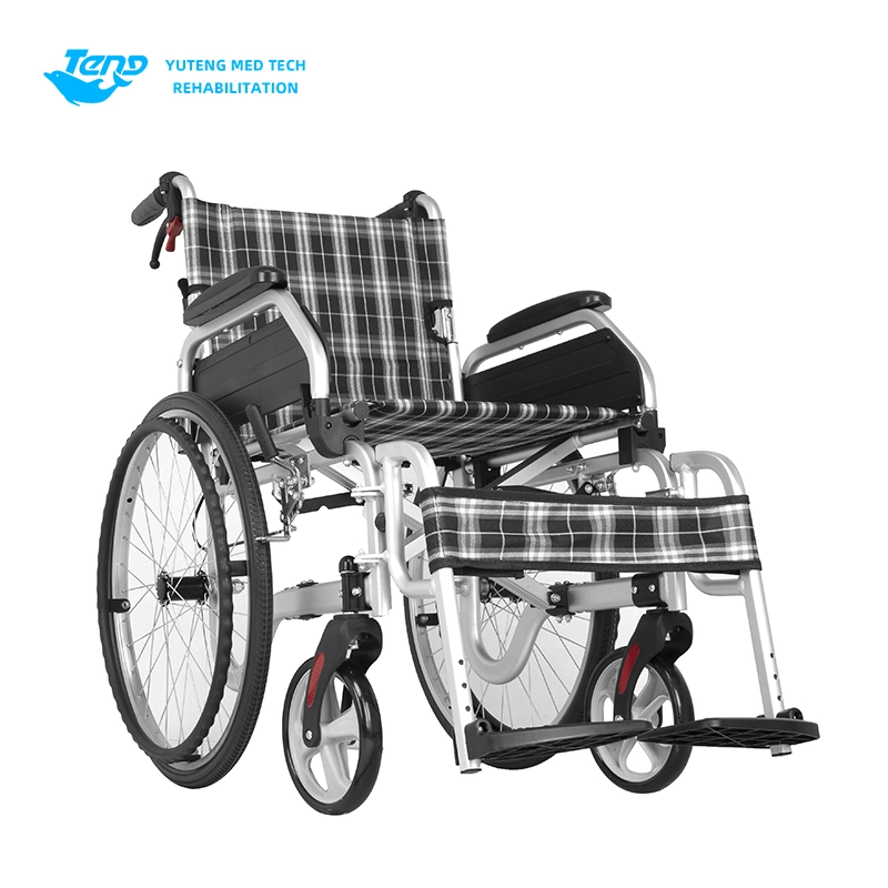 Scaun cu rotile pentru persoanele cu handicap